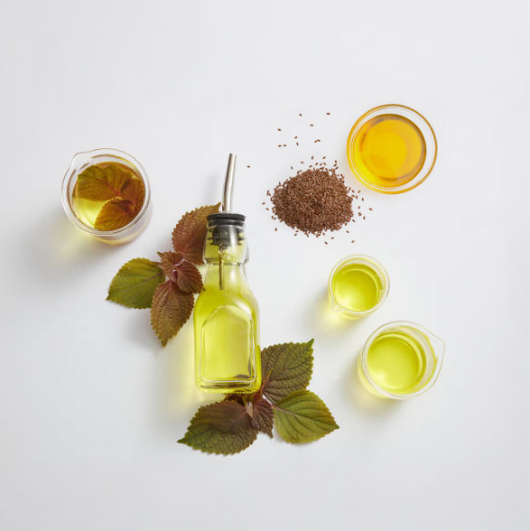 Omega-3能幫助維持血脂平衡、支持血液循環與心臟功能、協助調節日常發炎反應、維持思緒靈活與視覺保養
